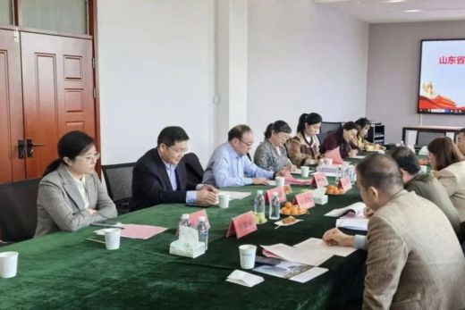 山东省花卉技术创新中心建设推进会在青召开