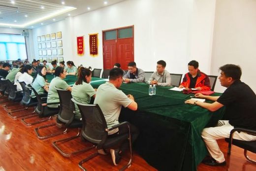 匠心育芳华 奋斗绽光彩