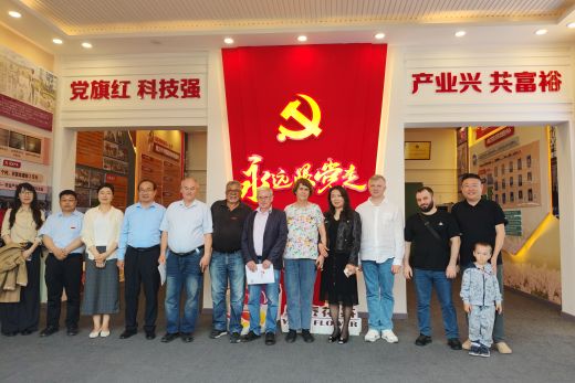 俄罗斯院士团队走进青州，现代农业合作再启新篇章