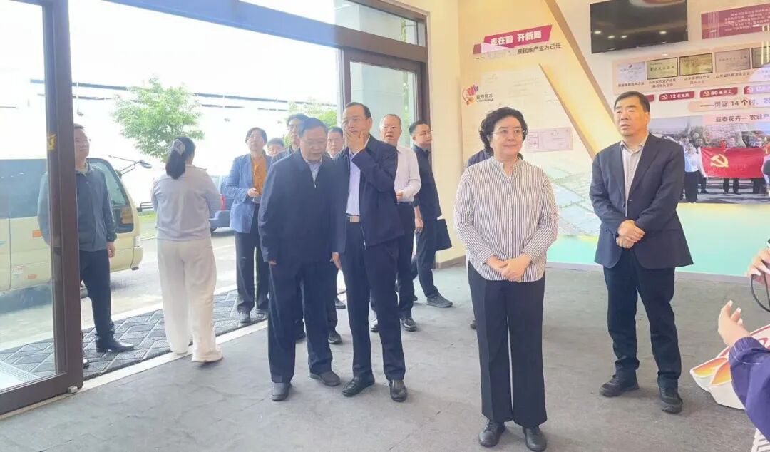 山西省人大常委会调研青州亚泰农业
