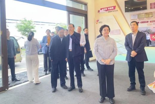 山西省人大常委会调研青州亚泰农业
